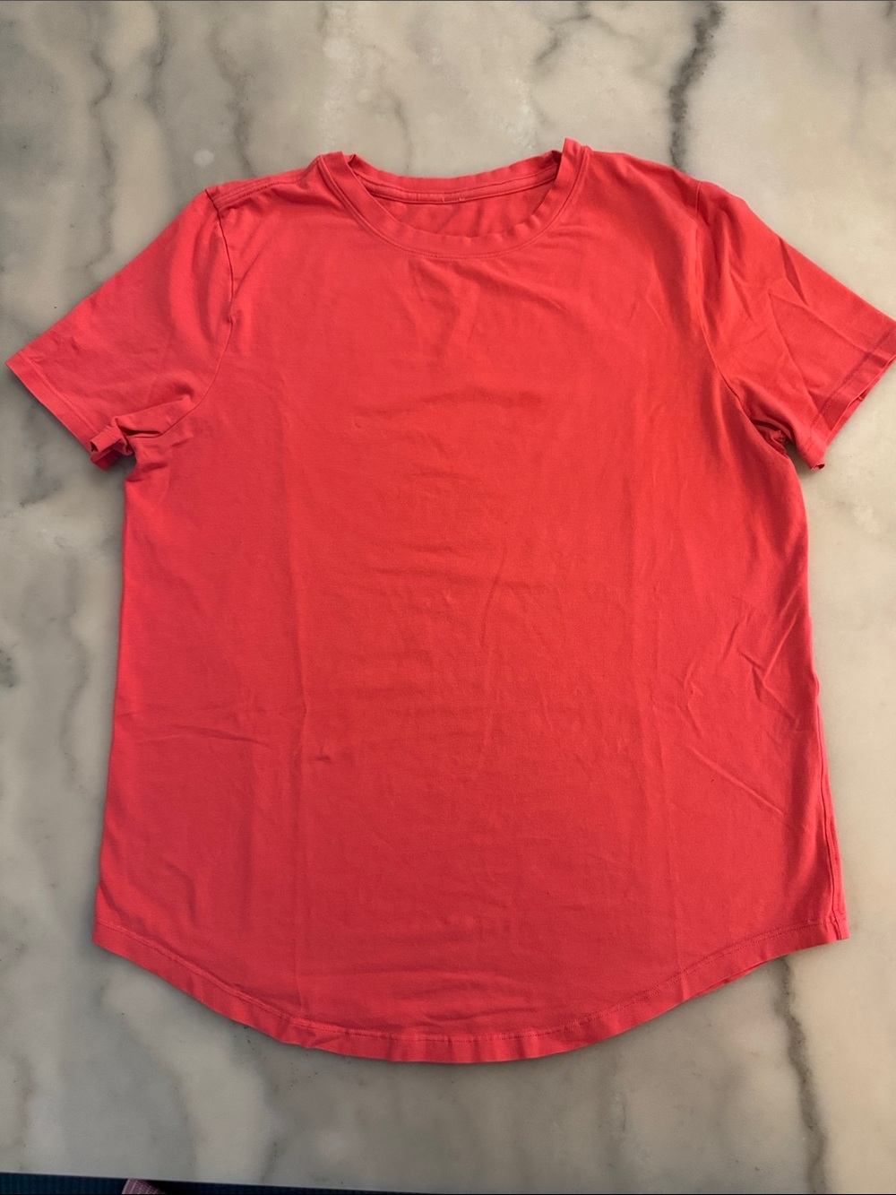 Lululemon pink t shirt